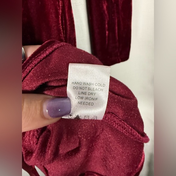 Naked Wardrobe Maroon Burgundy Velvet Long Sleeve Mini Dress Small - Picture 8 of 8